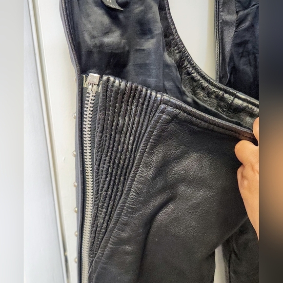 Highway Leather Black Low rise Motorcycle Leather Chaps Studded Biker Size M - Picture 8 of 17
